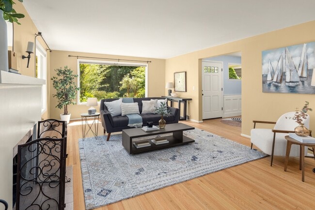 Building Photo - 806 N 59th St