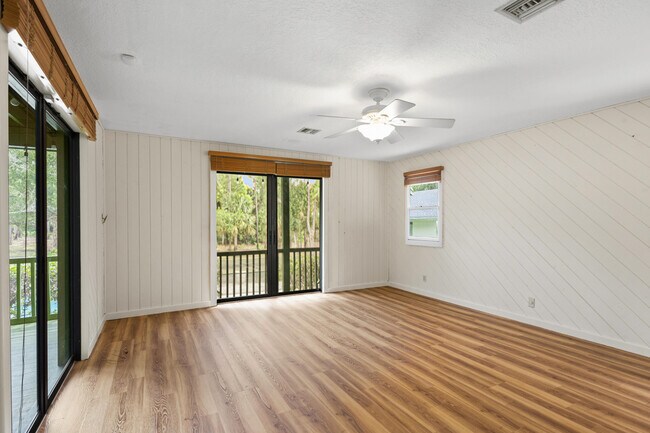 Building Photo - 17534 103rd Terrace N