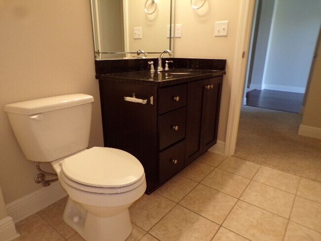 Building Photo - 3624 Laurel Lee Blvd