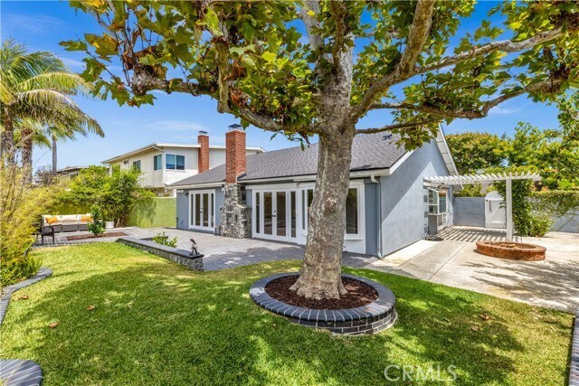 Building Photo - 33051 Christina Dr