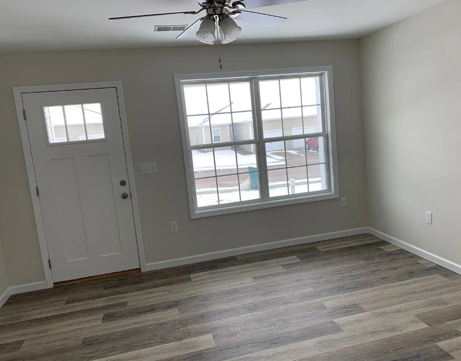 Living Room - 9029 Landon Ln