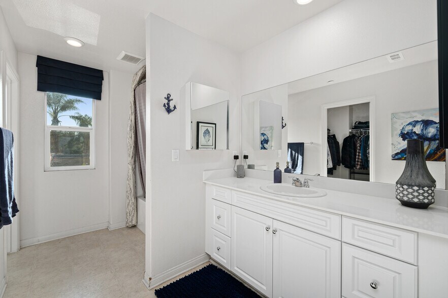 Building Photo - 1417 Turin Ln