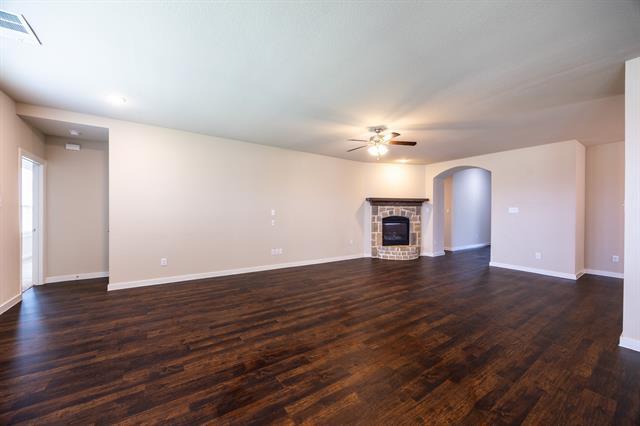 Building Photo - 1560 Kleberg Dr
