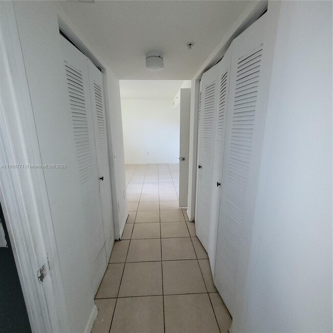 Building Photo - 17612 NW 25th Ave