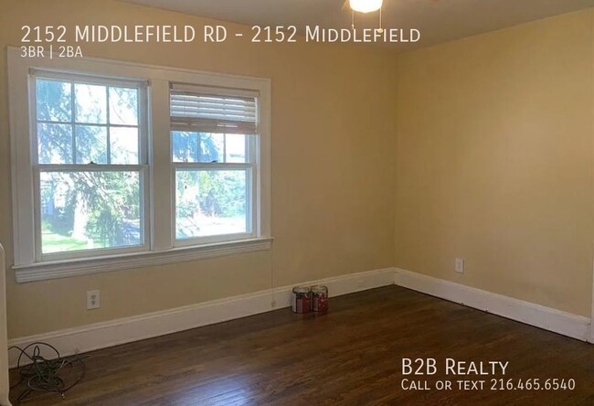 Building Photo - Charming 3 bed 2 bath Property in Prime Lo...