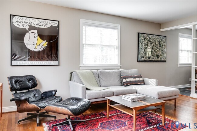 Building Photo - 3342 Grandview Dr