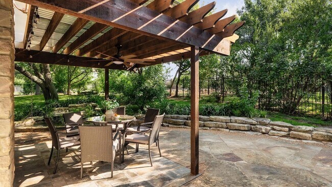 Building Photo - 2036 Wimberly Ln