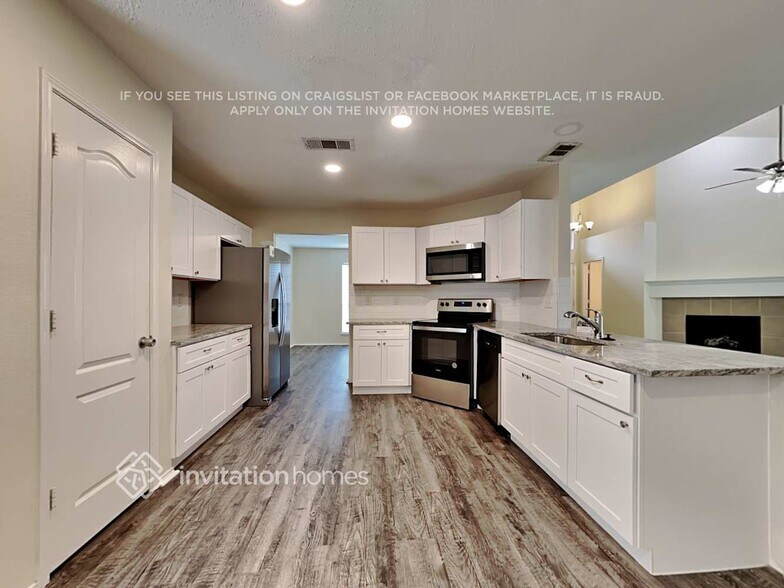 Building Photo - 629 Gentry Ln