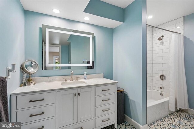 Building Photo - 5715 Balsam Grove Ct