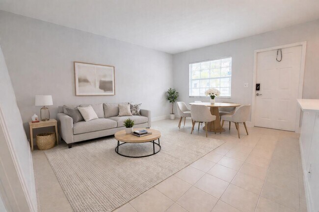 Building Photo - 2660 NE 8th Ave