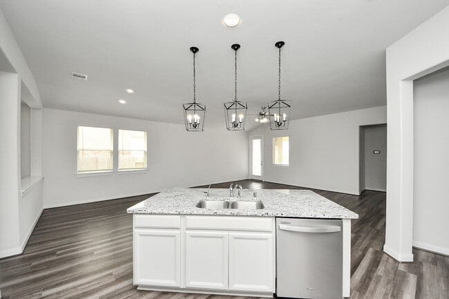 Building Photo - 8815 Arch Rock Dr