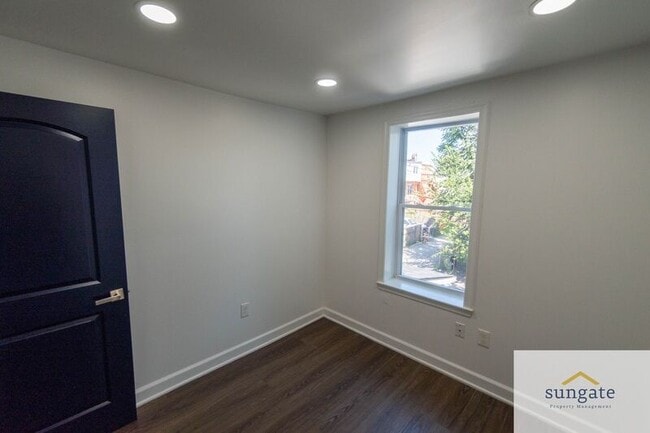 Building Photo - 1602 Cypress St