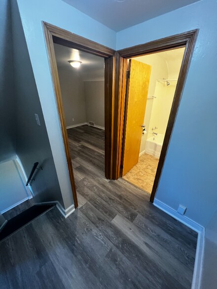 Building Photo - 313 Orchard Dr
