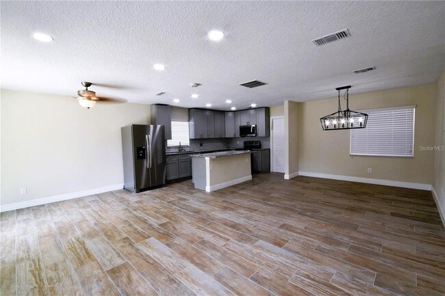 Building Photo - 450 Obispo Ave