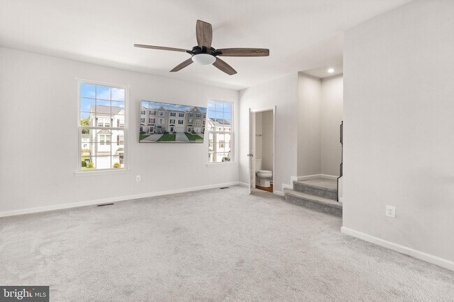 Building Photo - 36084 Fawn Ln