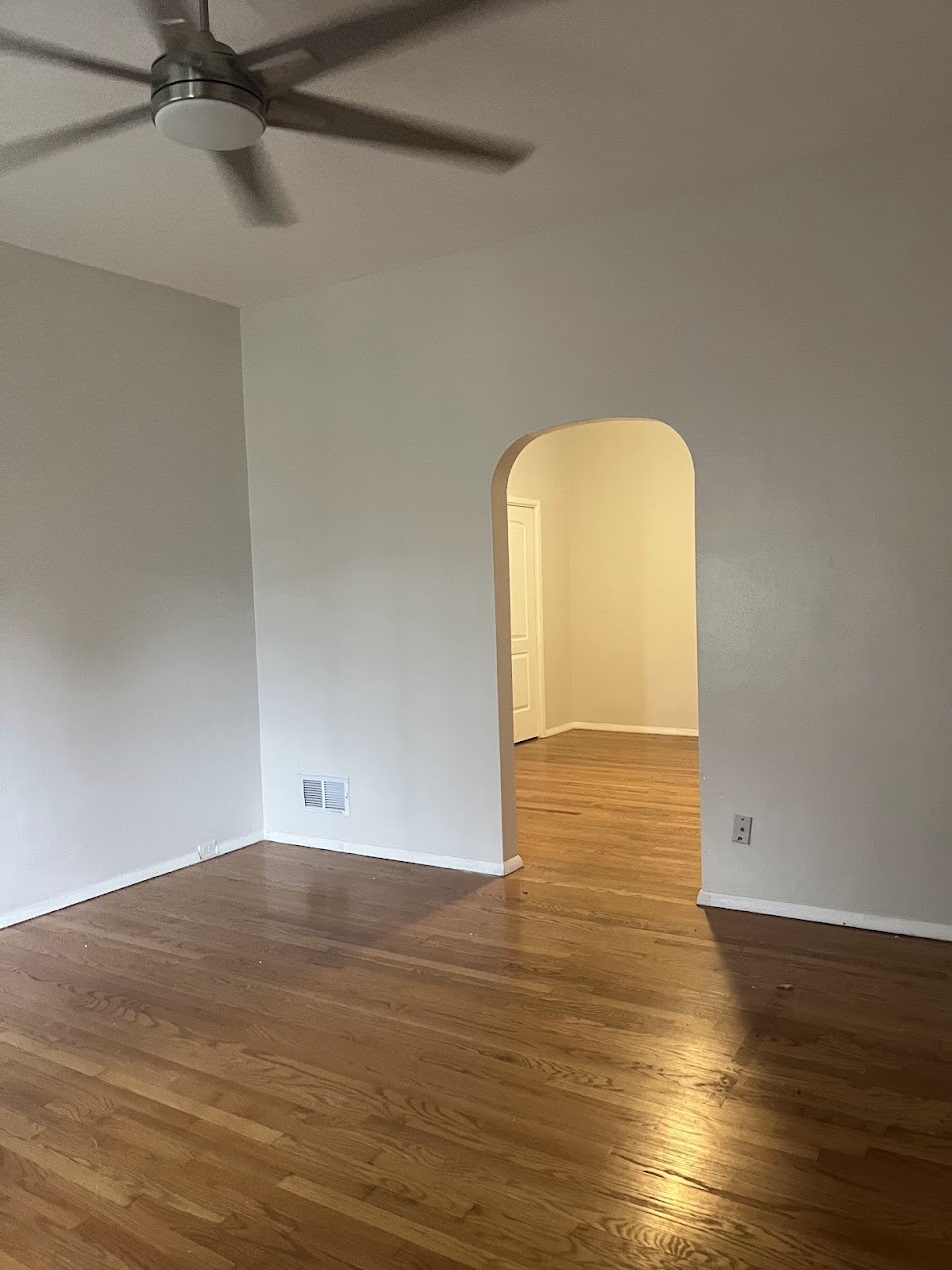 Building Photo - 2736 59th St