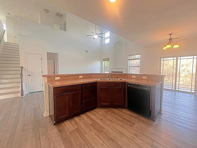 Building Photo - 301 Riverdale Rd