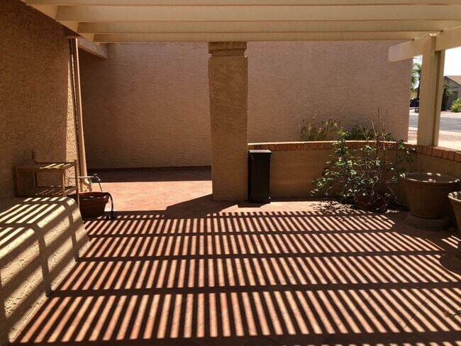 Building Photo - Lovely Long Term Unfurnished Home in 45+ Active Adult Resort Community of Leisure World