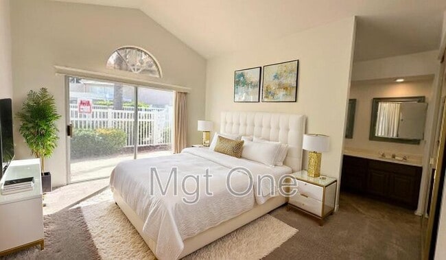 Building Photo - 1515 Elegante Ct