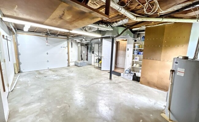 Building Photo - 4015 Izlar Ln