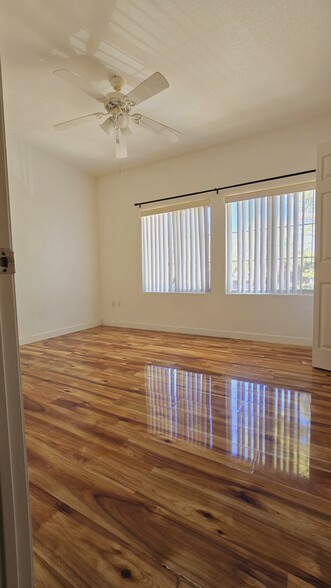 Guest Bedroom - 4465 E Paradise Village Pkwy S APT 1129