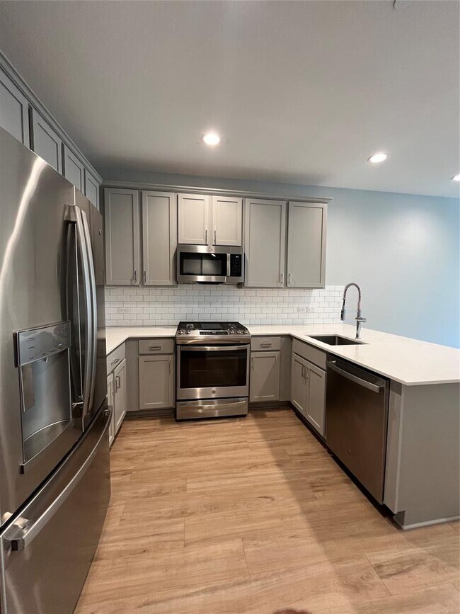 Building Photo - 11409 Pastini Cir