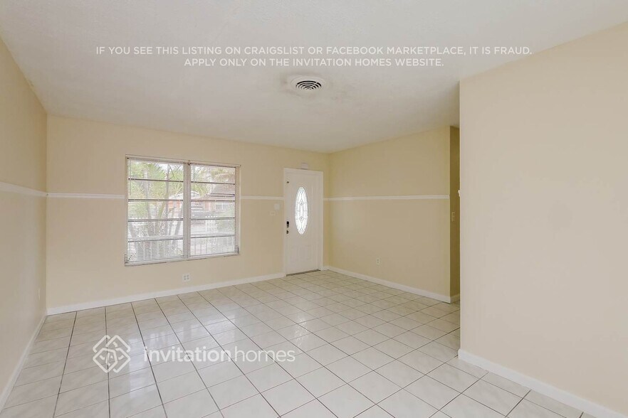 Building Photo - 998 NW 202nd St