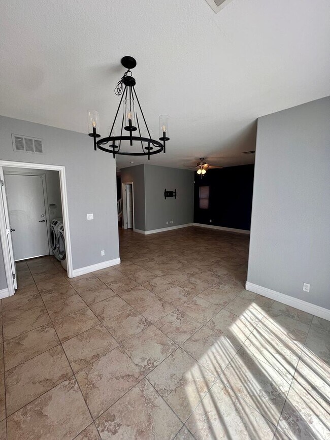 Building Photo - Gated Community / Providence Community / 4...