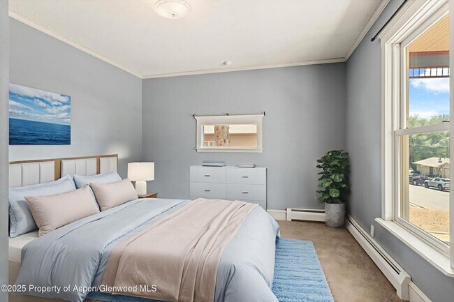 Building Photo - Charming Single Family Home in Rifle for Rent