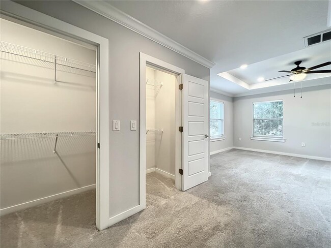 Building Photo - 3715 W Wisconsin Ave