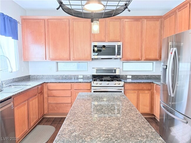 Building Photo - 3429 Hansa Ave