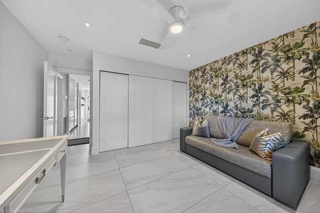 Building Photo - 3109 NE 42nd Ct