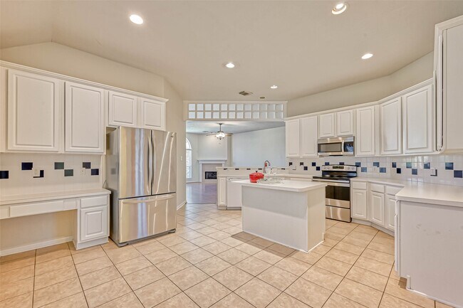 Building Photo - 23646 Hawkins Creek Ct