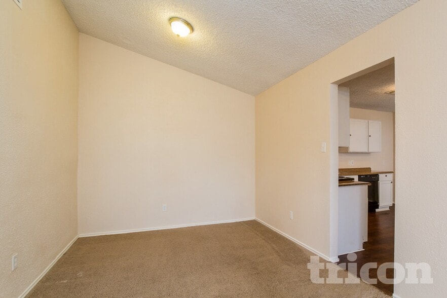 Building Photo - 6329 Porterway Dr