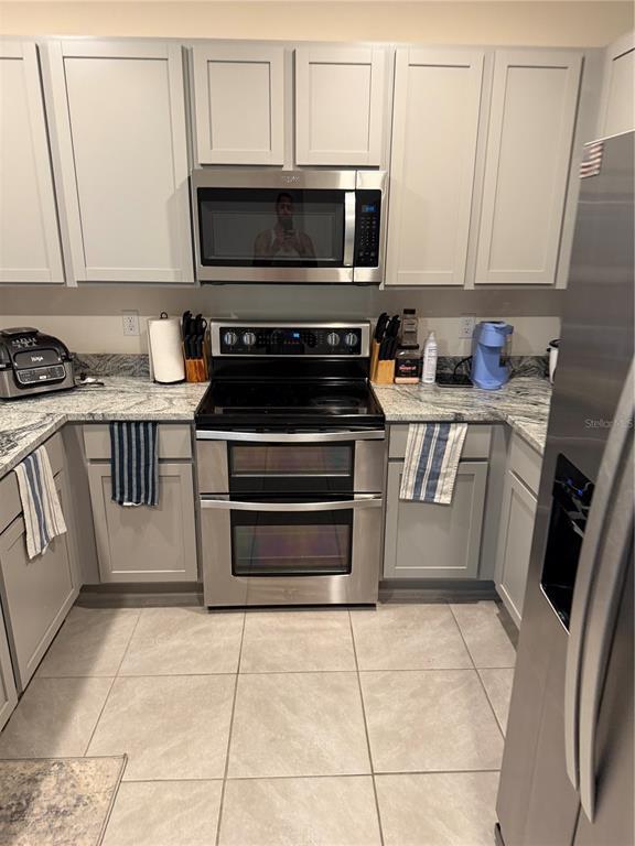 Building Photo - 5675 Chorleywood Ln
