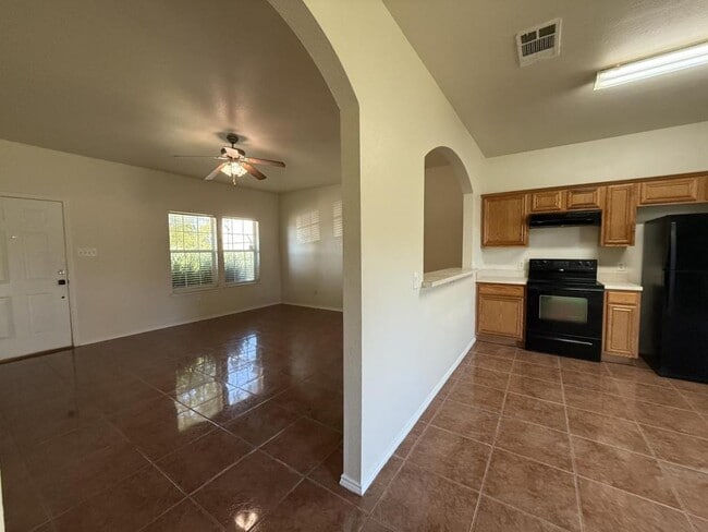 Building Photo - 5316 Joshua Ct