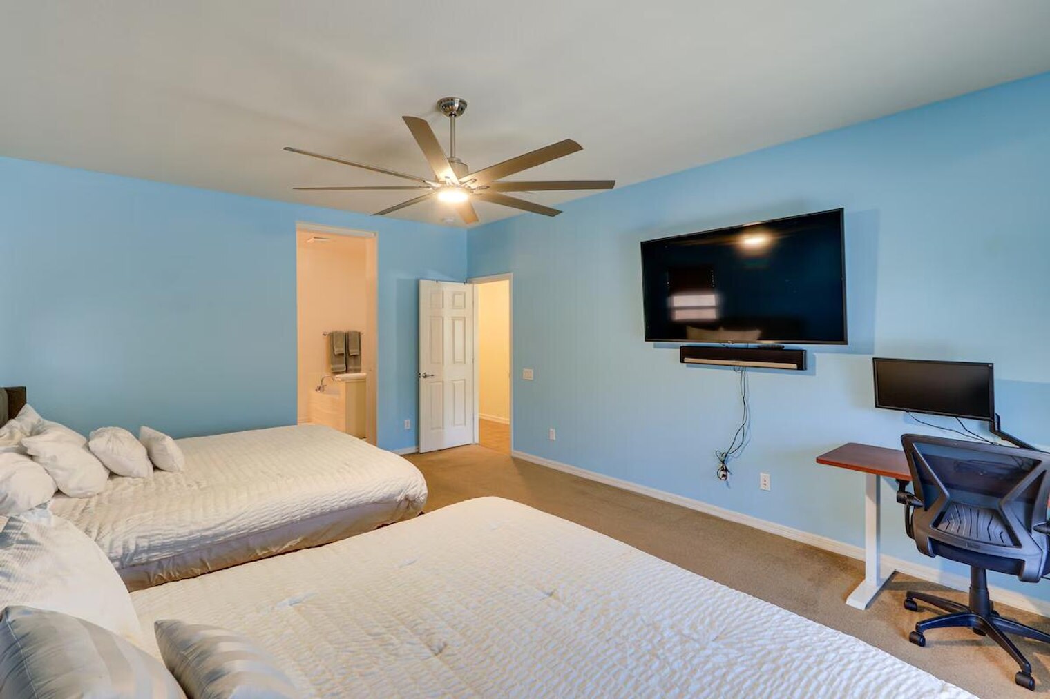 Building Photo - 19053 N Wilson St