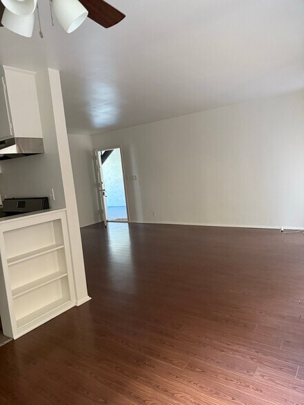 Building Photo - 1538 N Detroit St