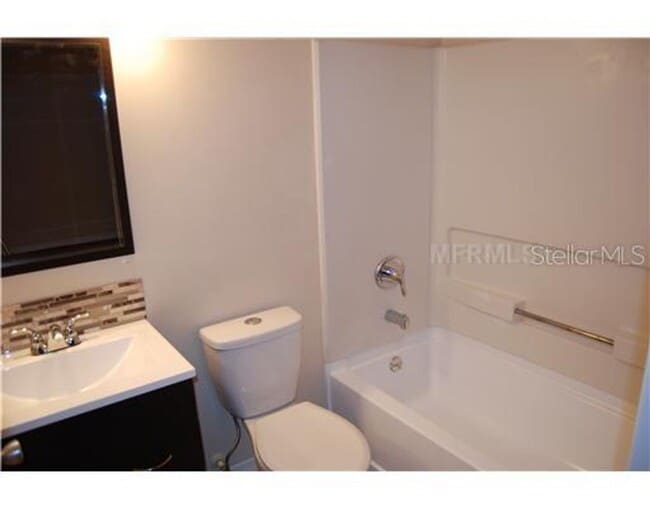 Building Photo - 2 Bedroom 2 Bath Winter Park Condo for Rent, Near Full Sail & UCF!