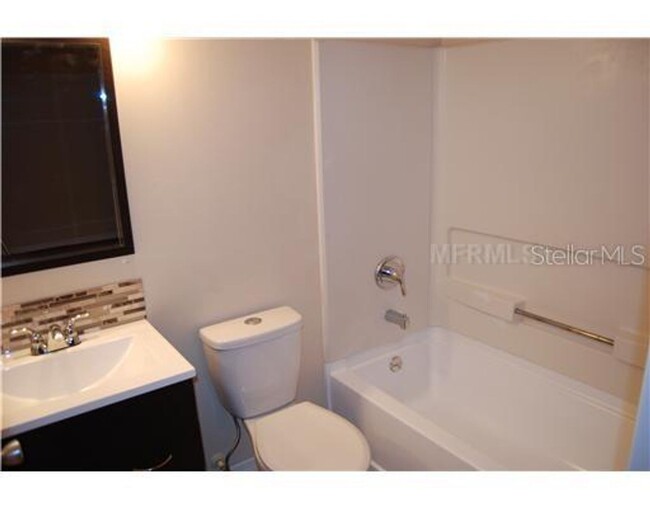 Building Photo - 2 Bedroom Winter Park Condo for Rent, Near...