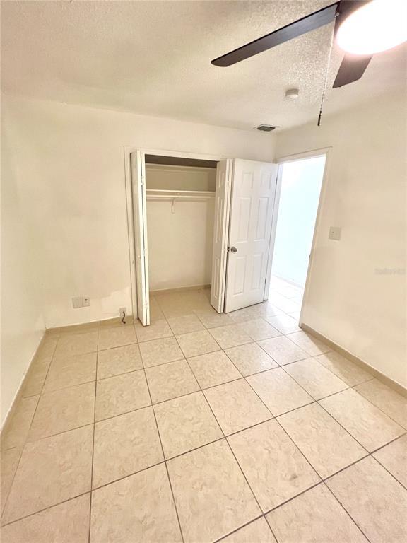 Building Photo - 2819 Kinnon Dr