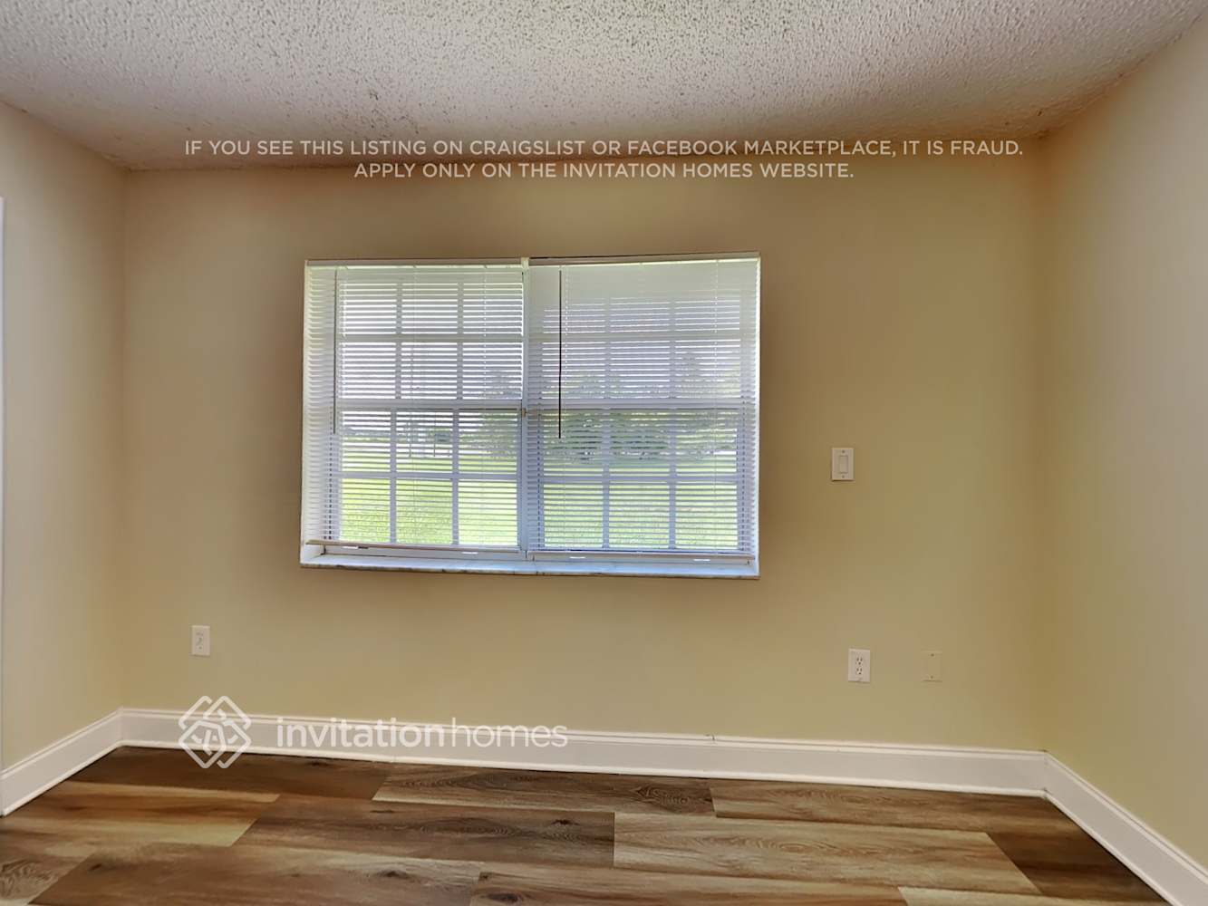 Building Photo - 19631 SW 137th Ave