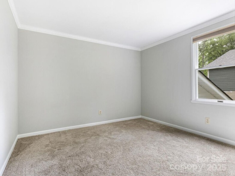 Second bedroom upstairs - 9324 Rainbow Forest Dr