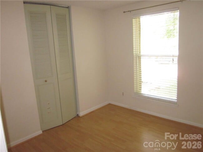 Building Photo - 11411 Misty Valley Ct