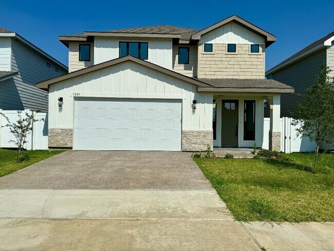Primary Photo - 1301 Chital Dr
