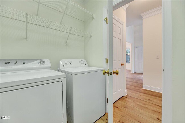 Building Photo - 9410 Harvest Acres Ct