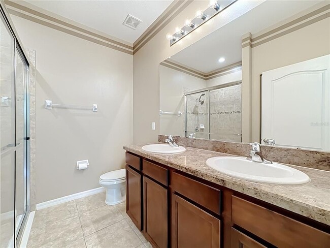 Building Photo - 7434 Surrey Pines Dr