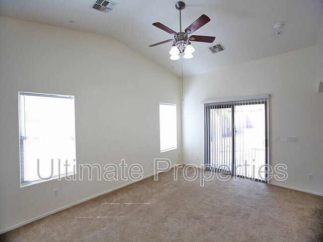 Building Photo - 25754 W Siesta Way