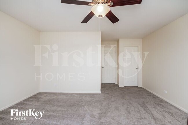 Building Photo - 1421 Timber Ln