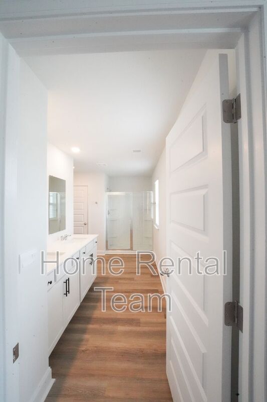 Building Photo - 337 Logging Hl Dr